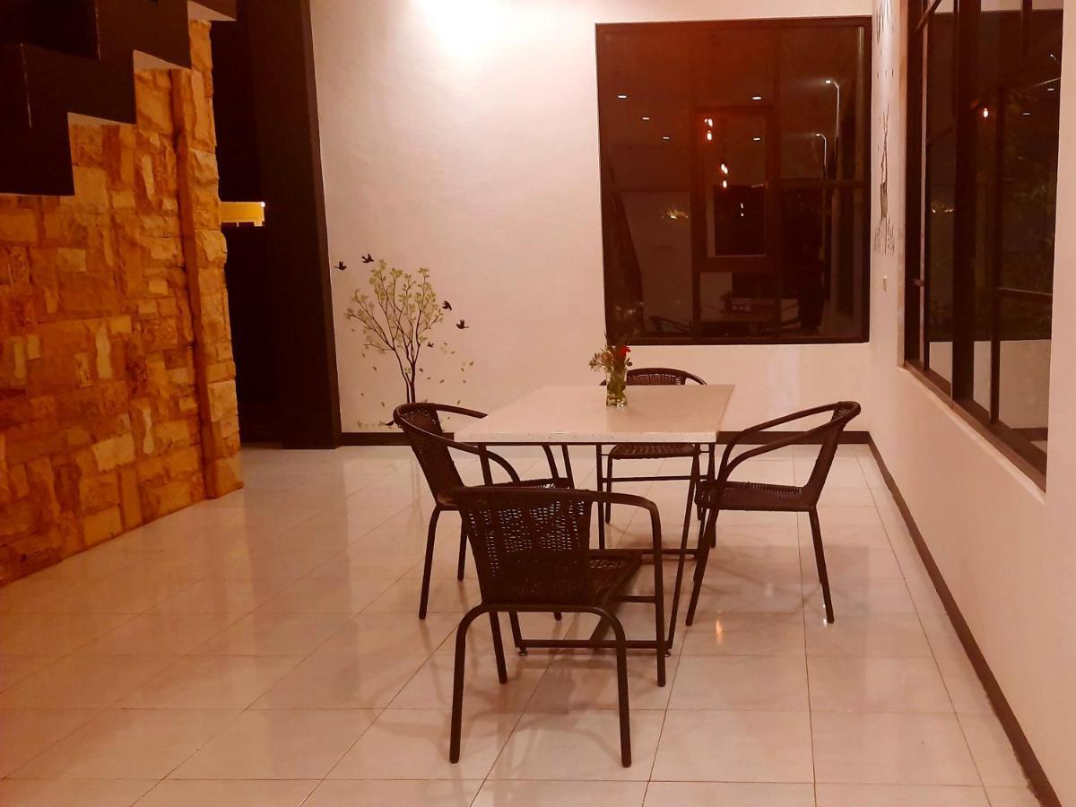 Cozy Stay Kupang Kupang  Esterno foto