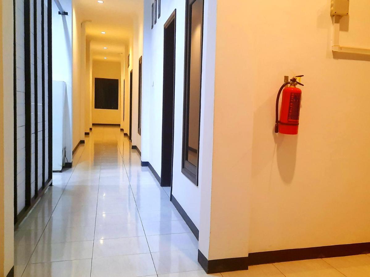 Cozy Stay Kupang Kupang  Esterno foto