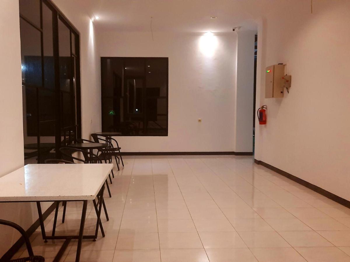 Cozy Stay Kupang Kupang  Esterno foto
