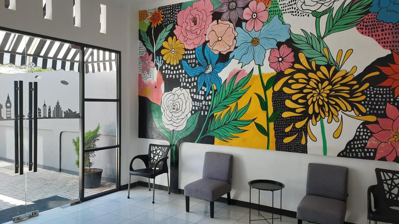Cozy Stay Kupang Kupang  Esterno foto