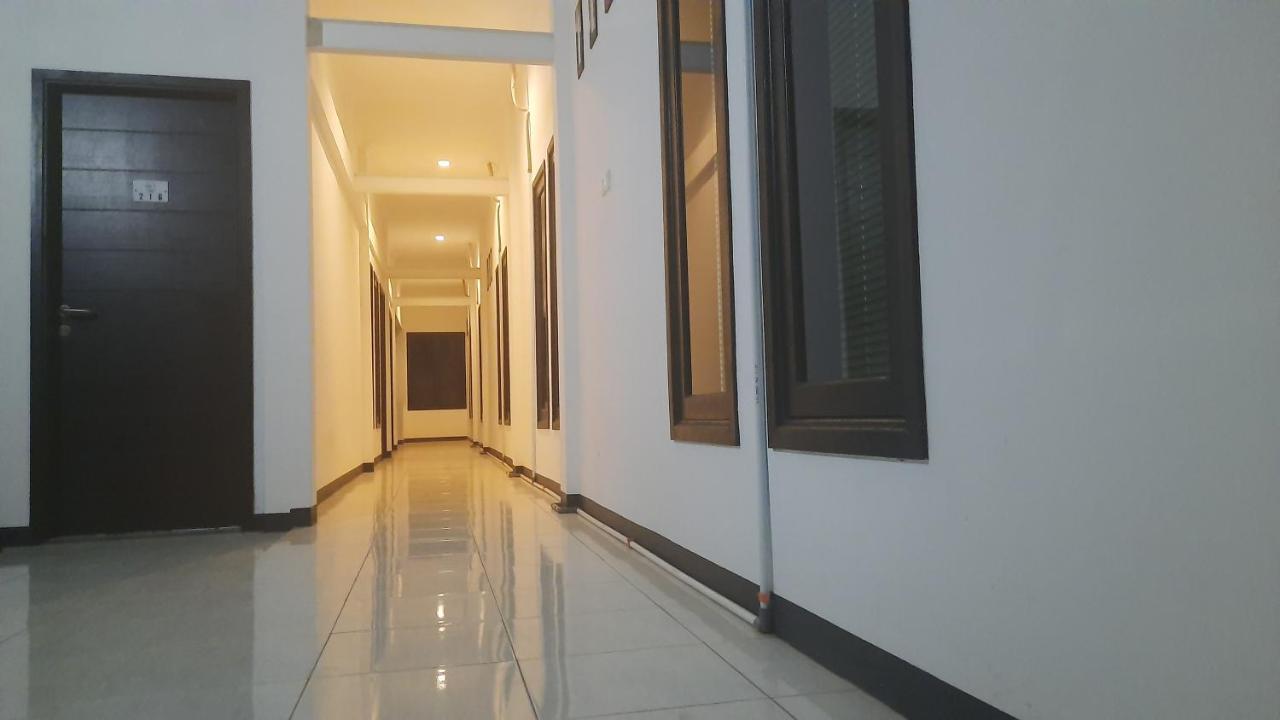 Cozy Stay Kupang Kupang  Esterno foto