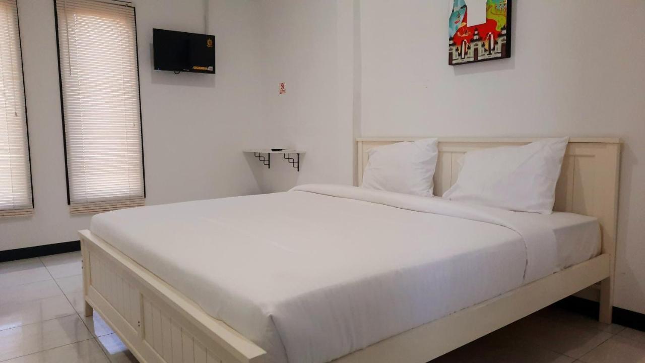 Cozy Stay Kupang Kupang  Esterno foto