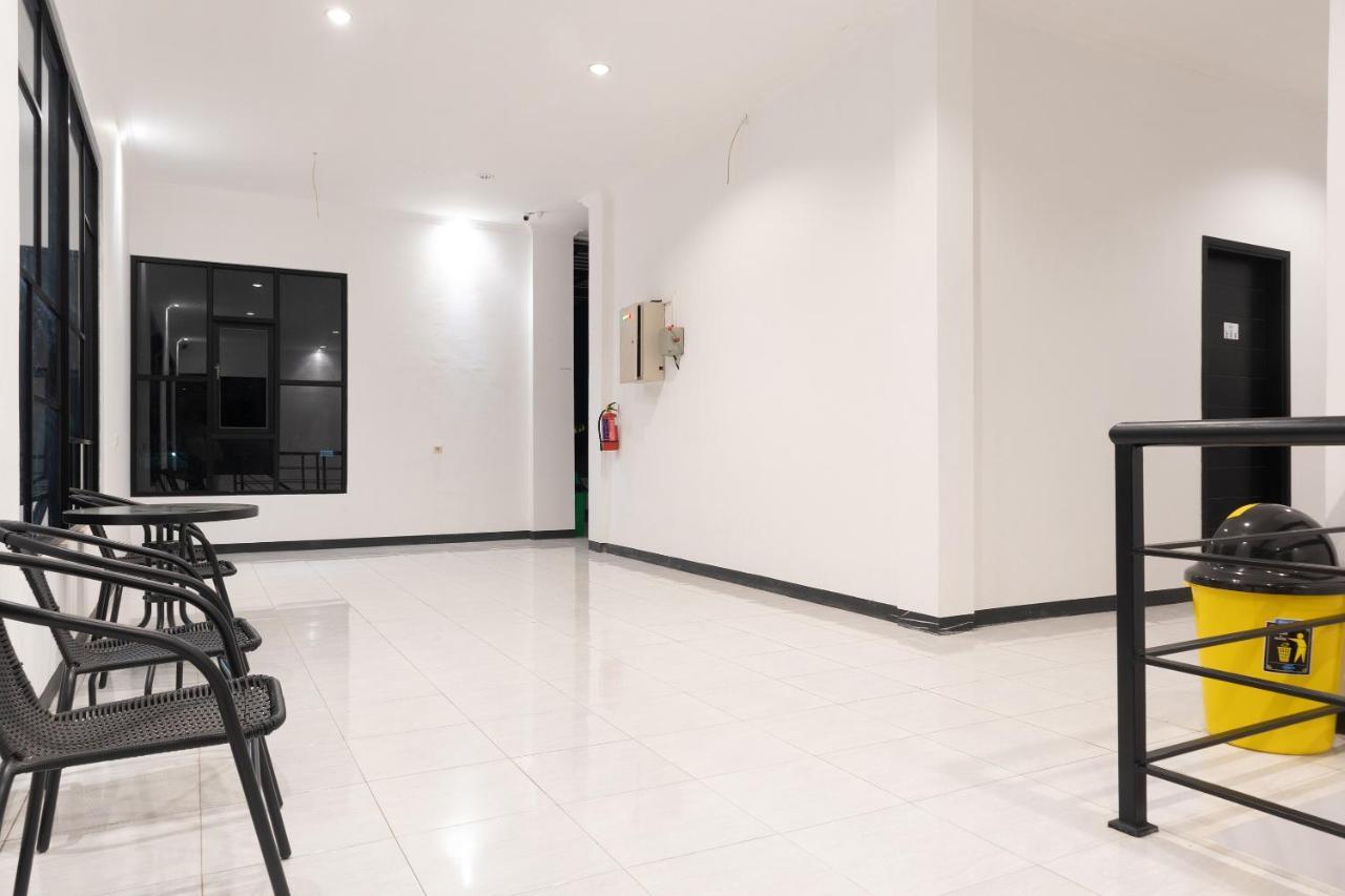 Cozy Stay Kupang Kupang  Esterno foto
