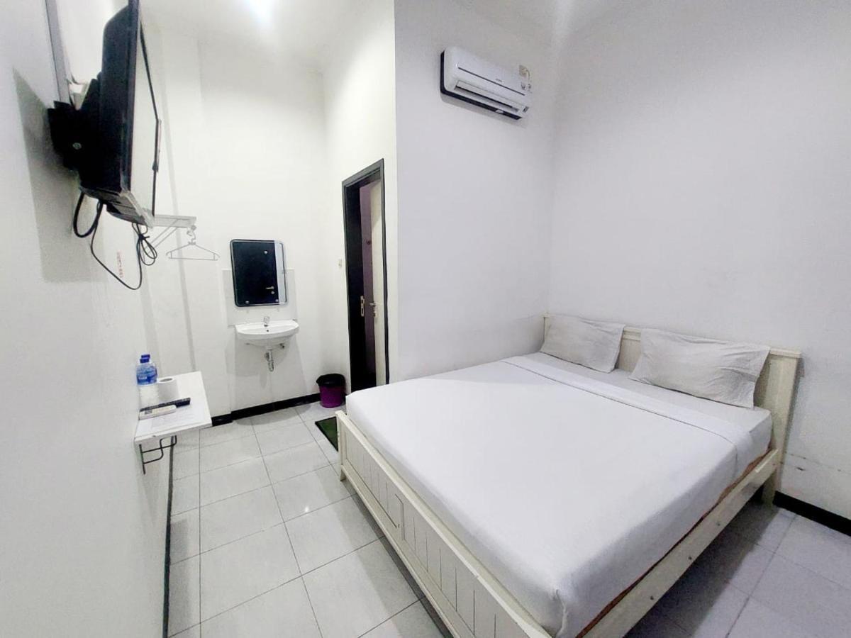 Cozy Stay Kupang Kupang  Esterno foto
