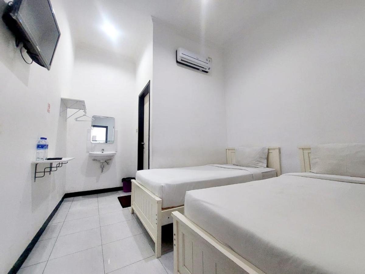 Cozy Stay Kupang Kupang  Esterno foto