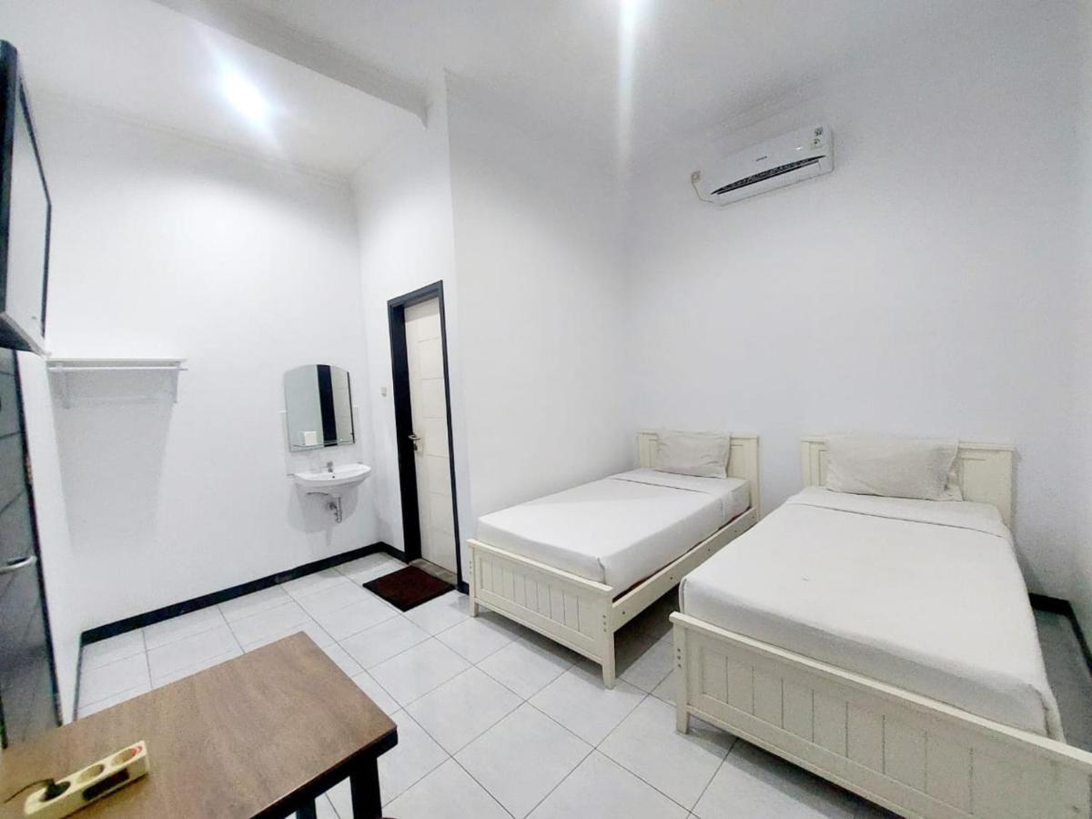 Cozy Stay Kupang Kupang  Esterno foto