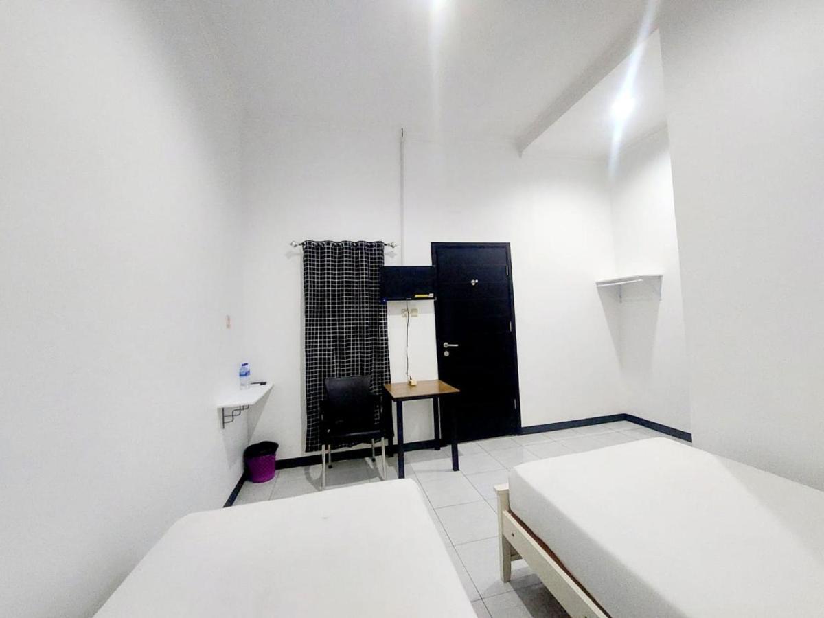 Cozy Stay Kupang Kupang  Esterno foto
