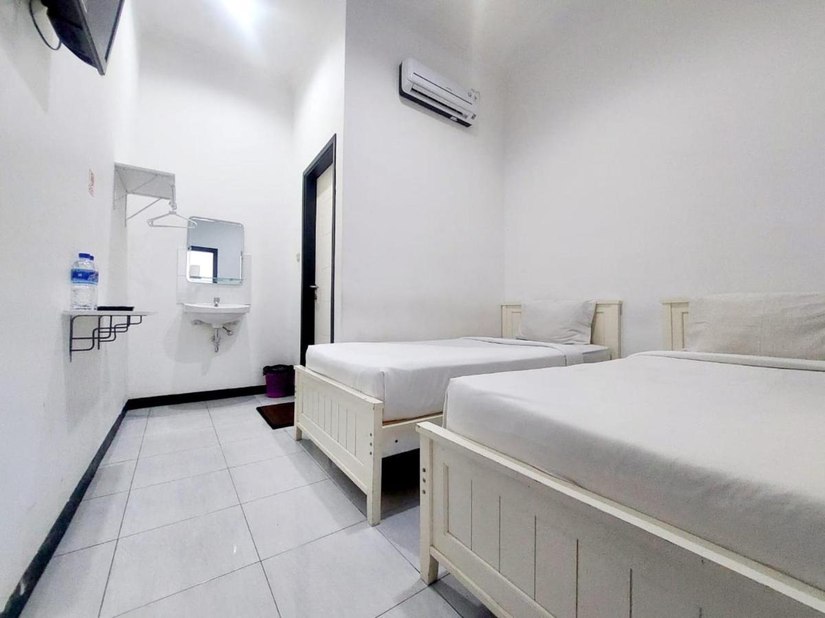 Cozy Stay Kupang Kupang  Esterno foto