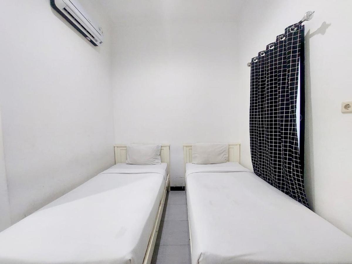 Cozy Stay Kupang Kupang  Esterno foto