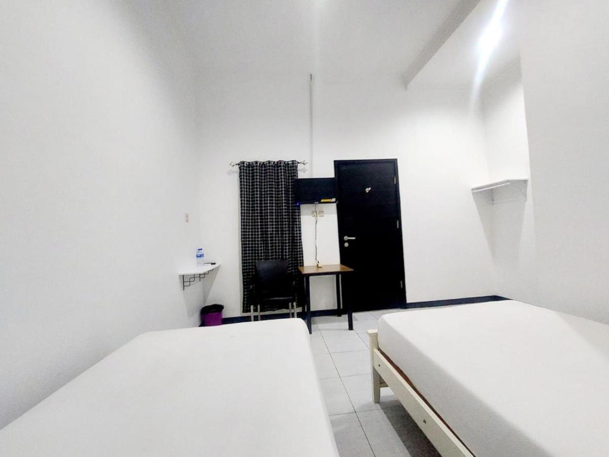 Cozy Stay Kupang Kupang  Esterno foto