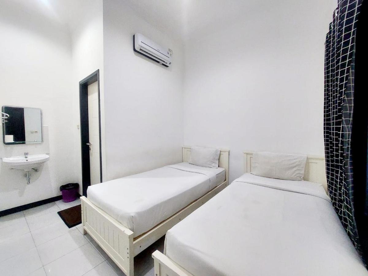 Cozy Stay Kupang Kupang  Esterno foto