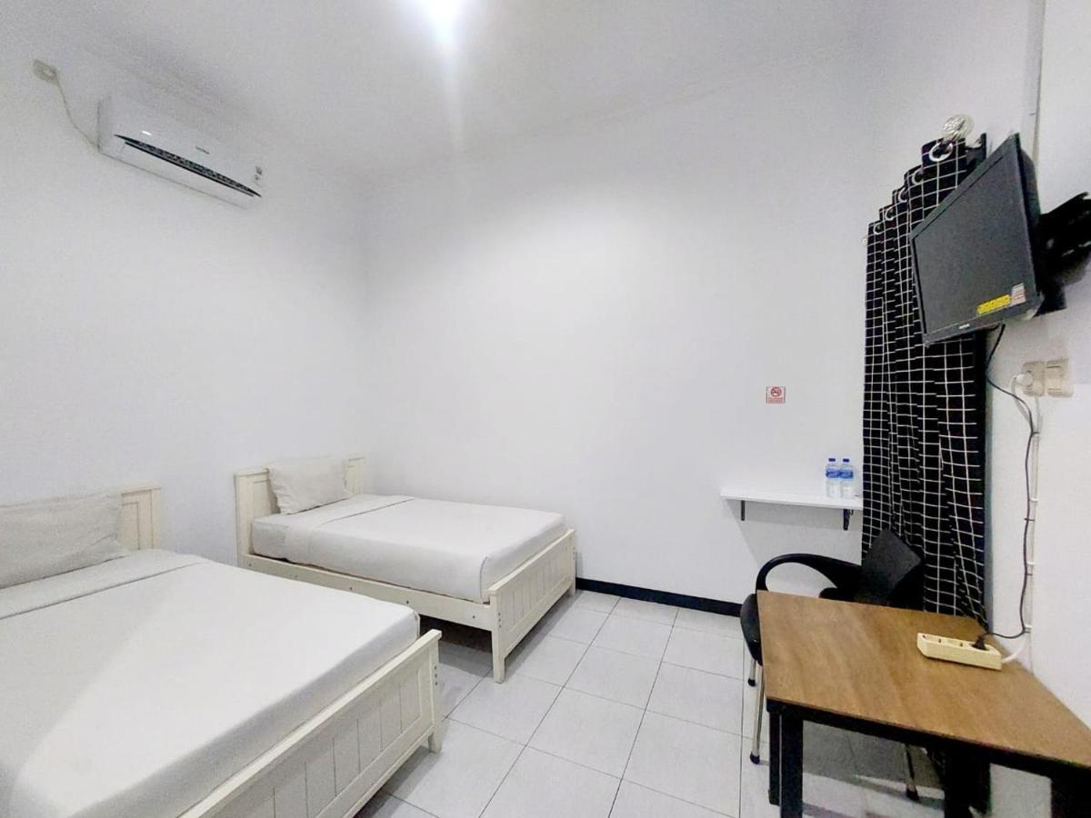 Cozy Stay Kupang Kupang  Esterno foto